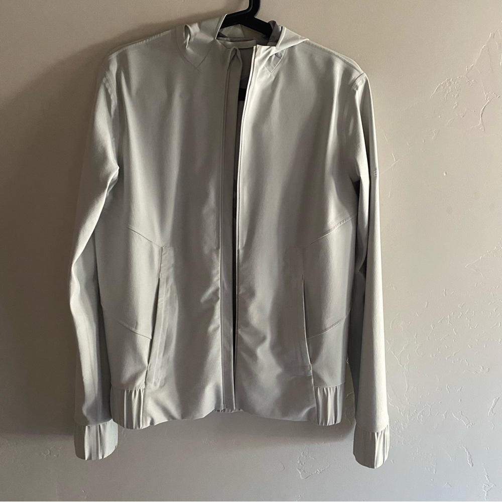 **SOLD** Like New Aeance S water resistant hooded jacket